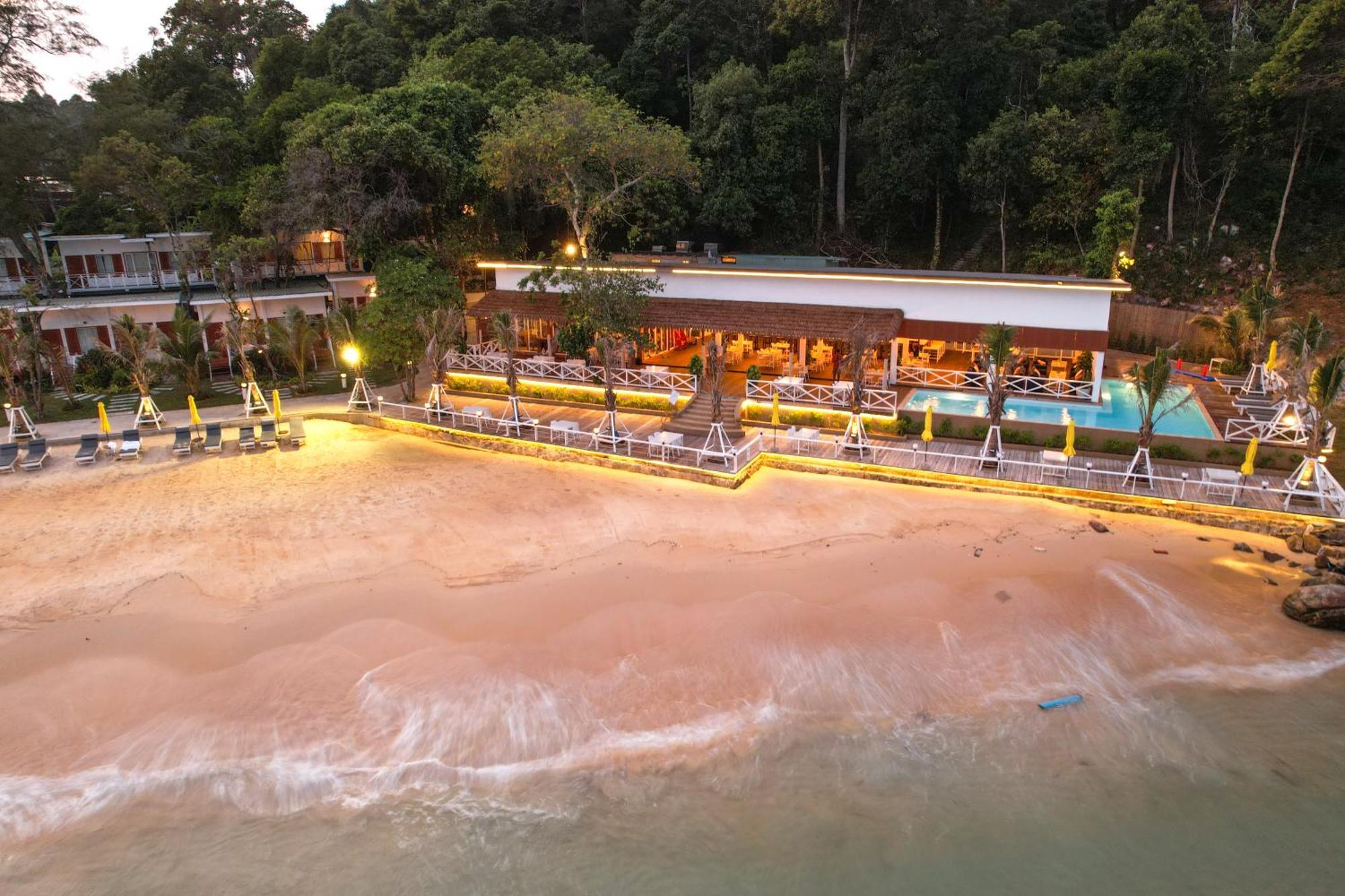 One Beach Resort Koh Rong Sanloem Exterior photo