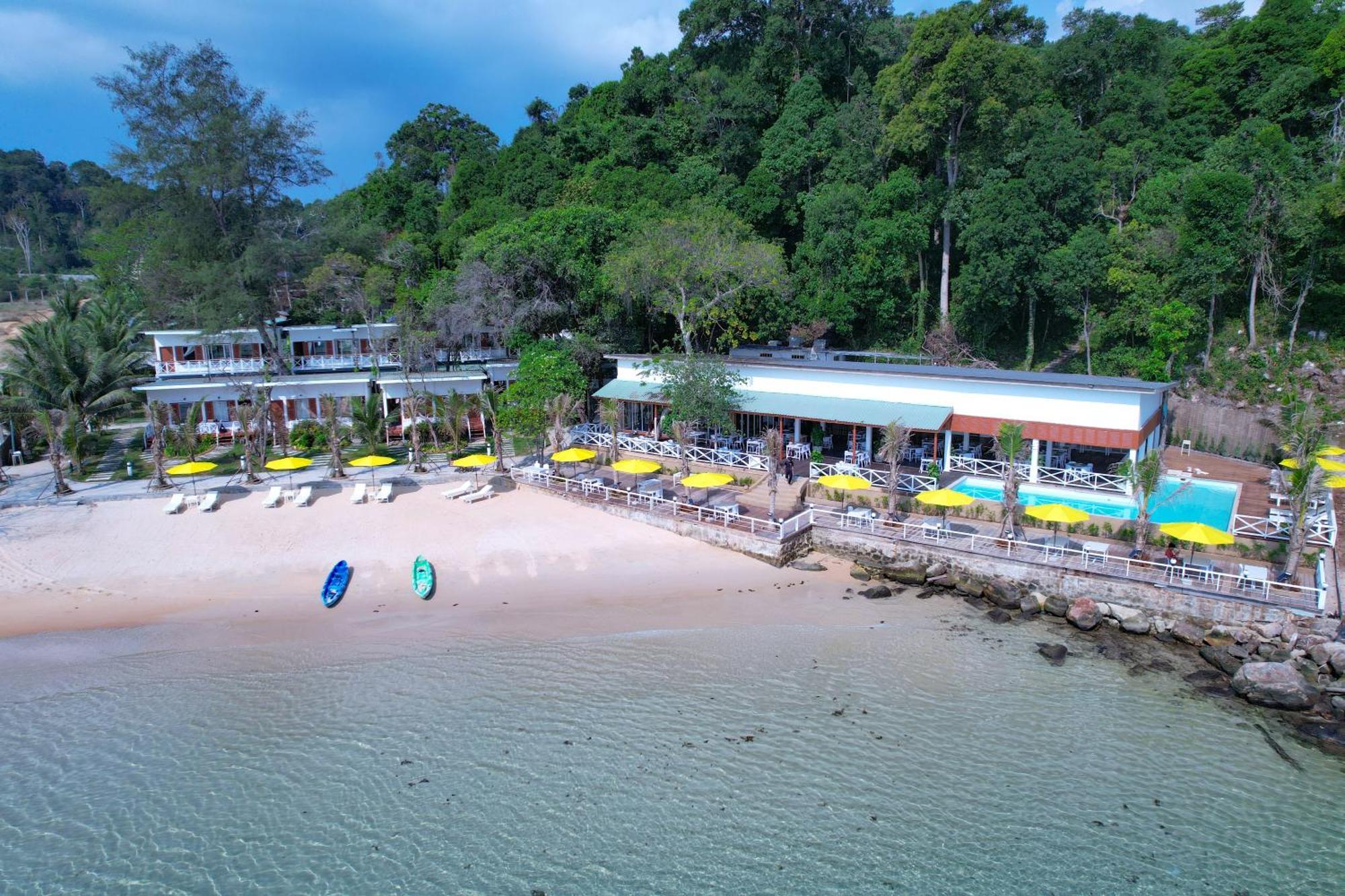 One Beach Resort Koh Rong Sanloem Exterior photo