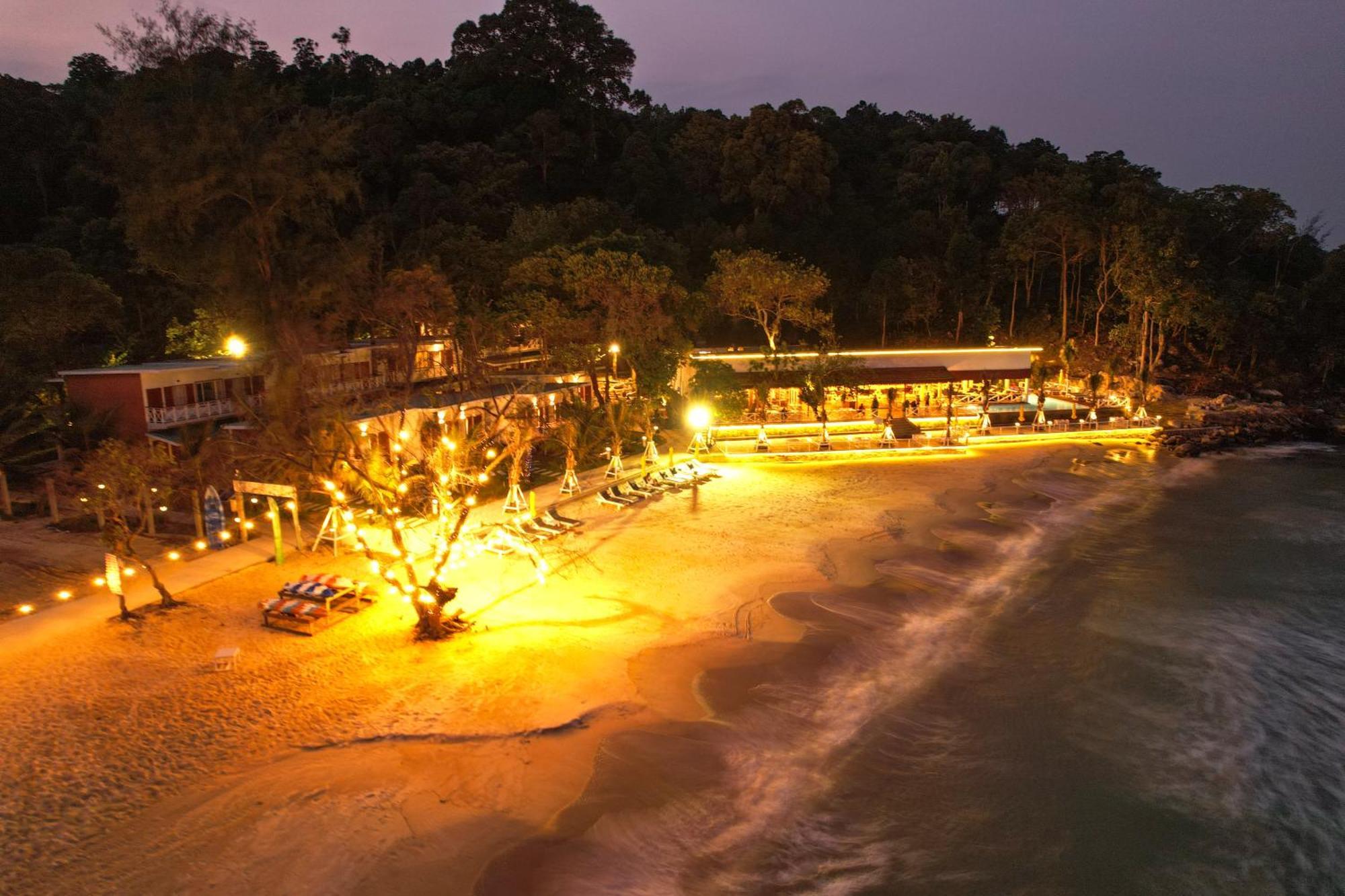 One Beach Resort Koh Rong Sanloem Exterior photo