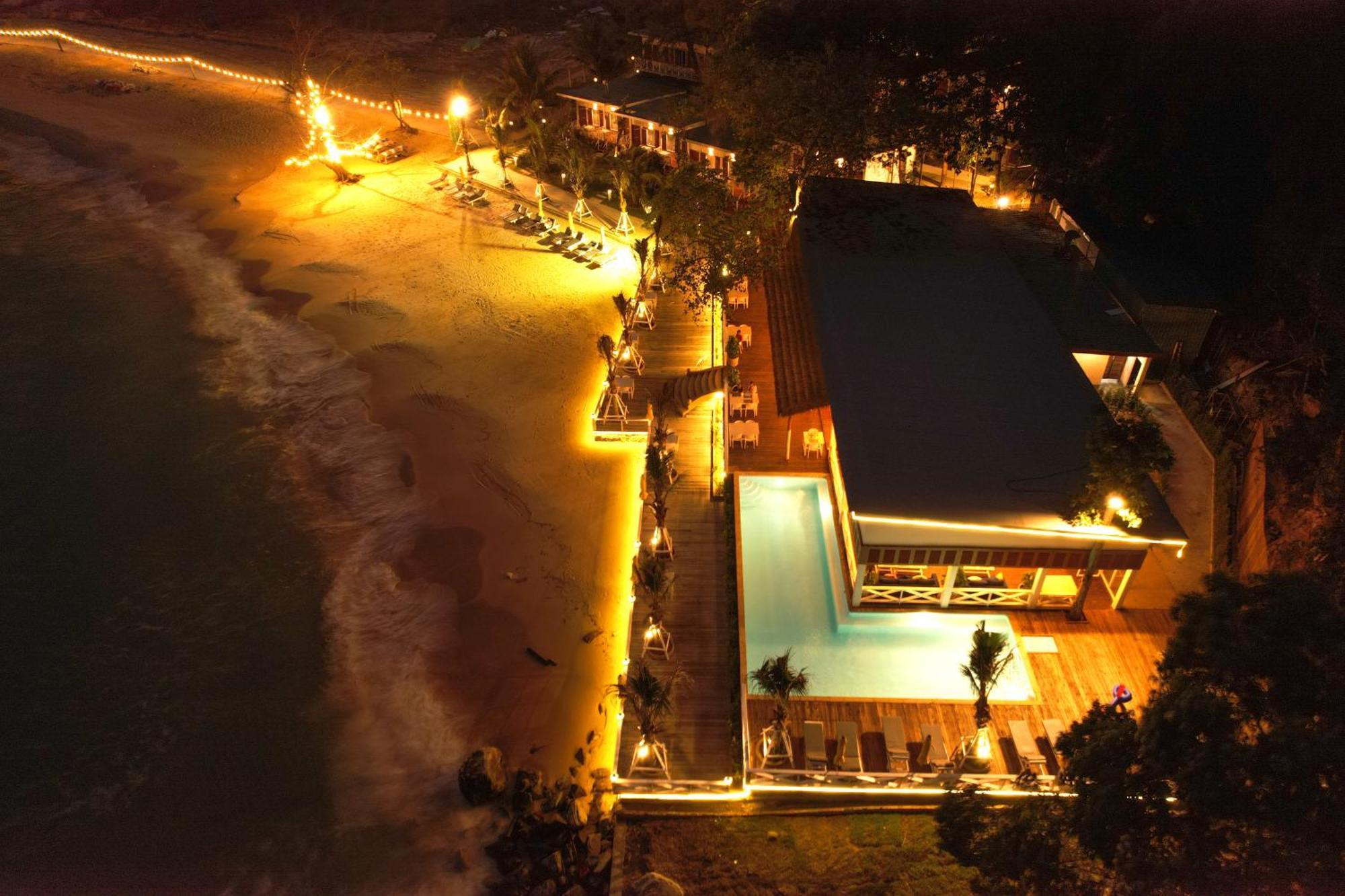 One Beach Resort Koh Rong Sanloem Exterior photo