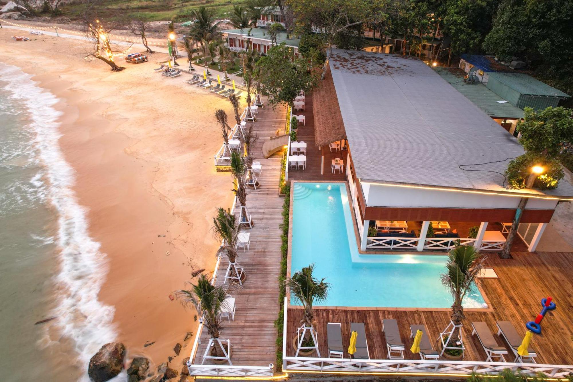 One Beach Resort Koh Rong Sanloem Exterior photo